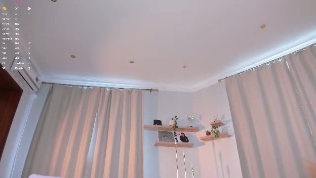lora_lifelover Chaturbate cam show 2026-09-13 12:11